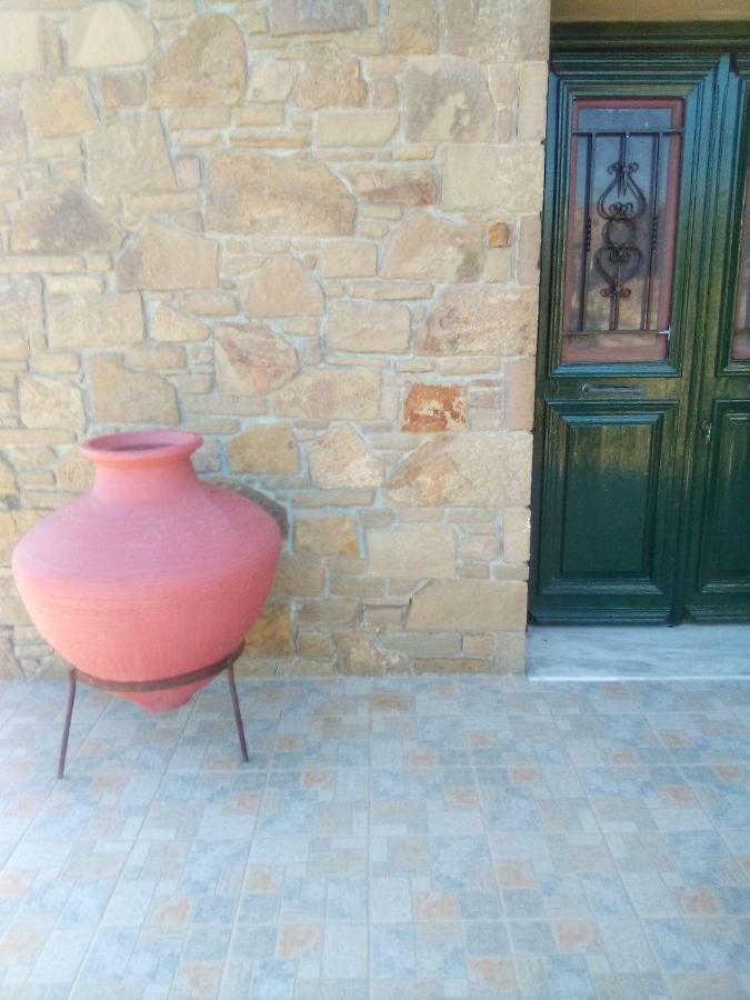 Вилла Stone House Of Panos Kornos Экстерьер фото