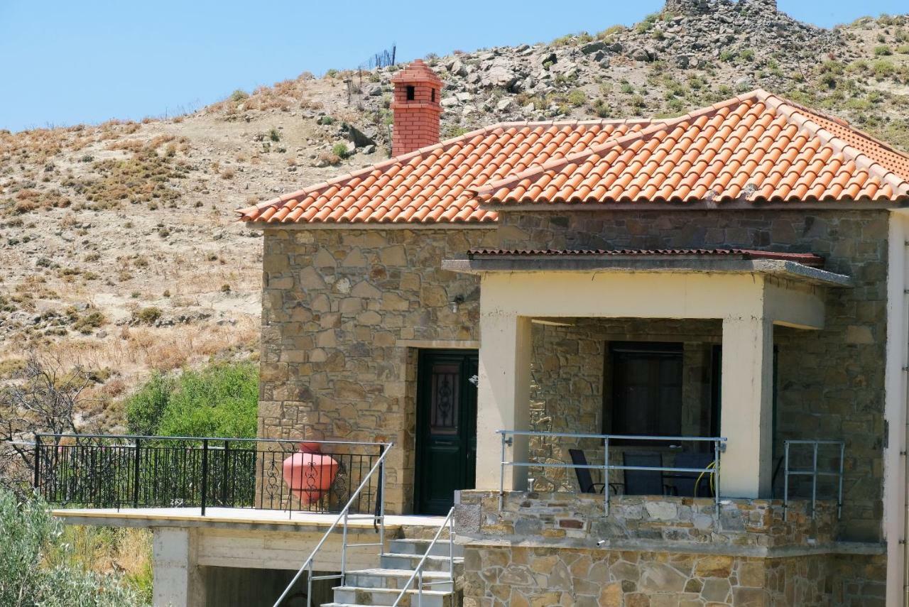 Вилла Stone House Of Panos Kornos Экстерьер фото